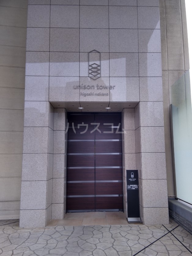 18/21 エントランス