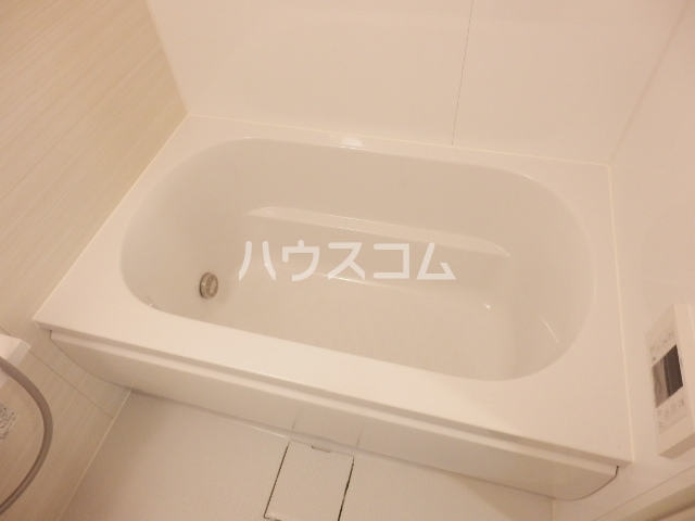 13/30 浴室