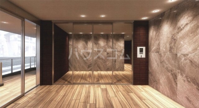 4/10 エントランス