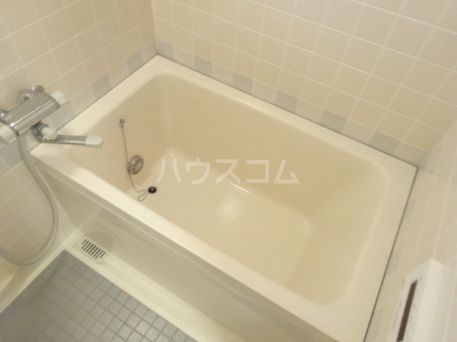 14/27 浴室
