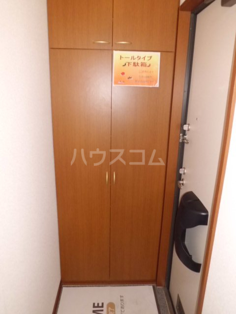 13/30 玄関
