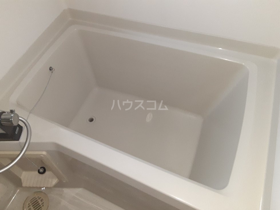 13/21 浴室