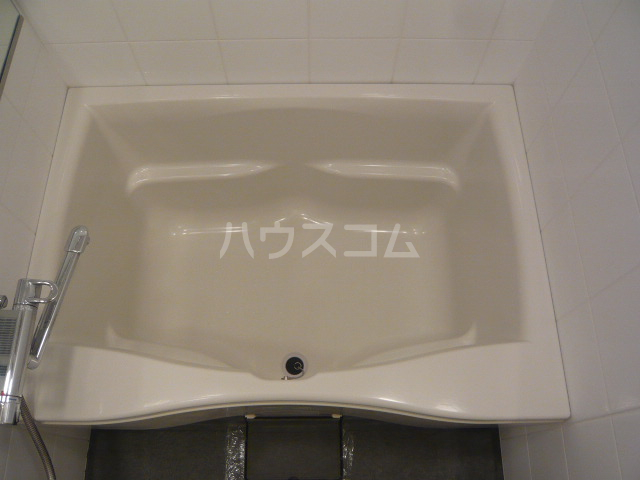 13/30 浴室