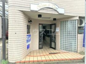 15/19 エントランス