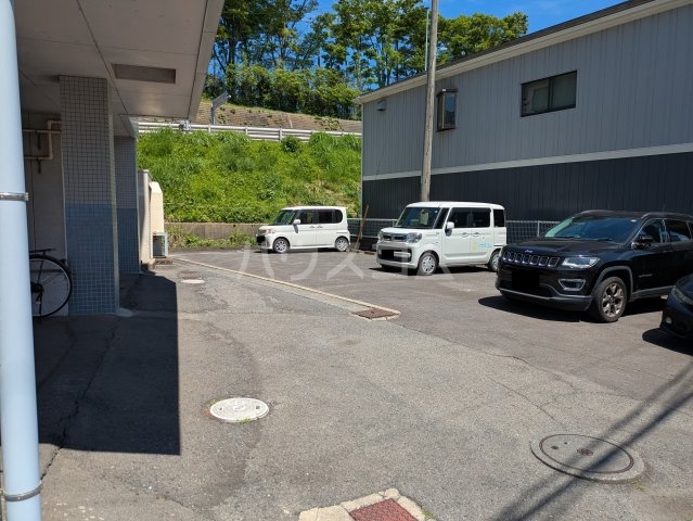 26/30 駐車場
