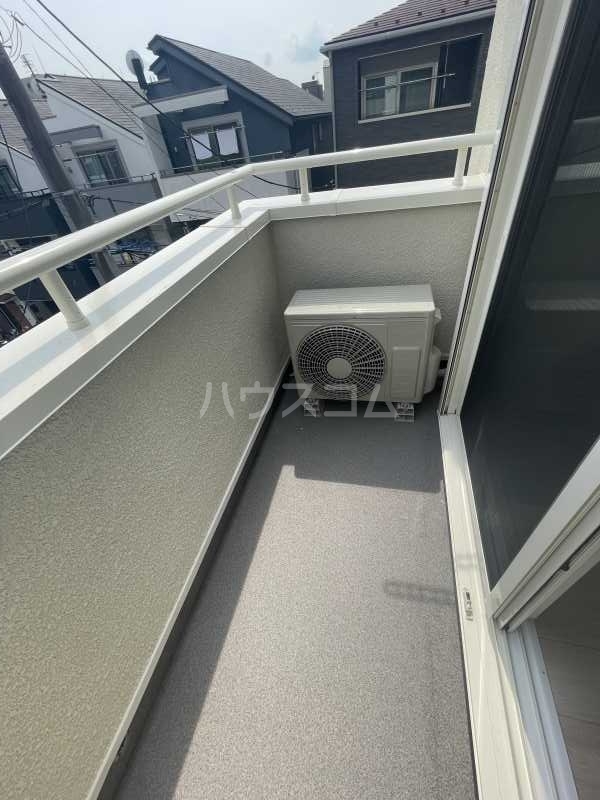 15/26 バルコニー