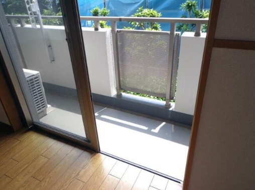 17/30 バルコニー