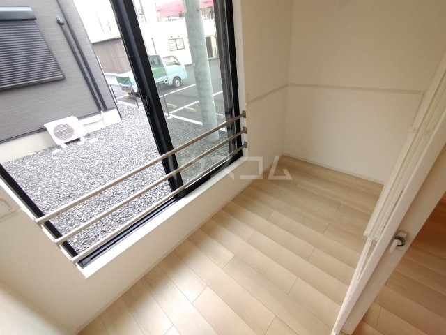 16/28 バルコニー