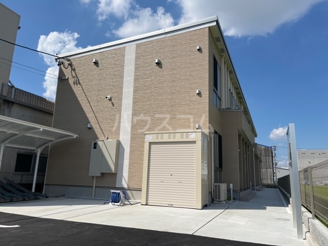 18/26 エントランス