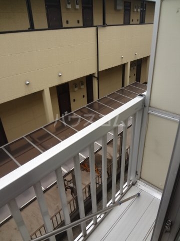 16/25 バルコニー