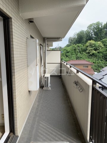 13/26 バルコニー