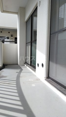 17/28 バルコニー