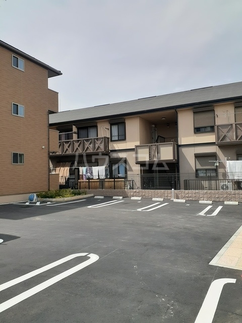 14/20 駐車場