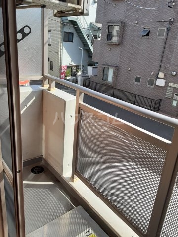 23/30 バルコニー