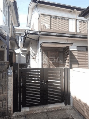 29/29 エントランス