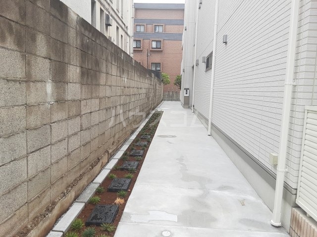 3/4 エントランス
