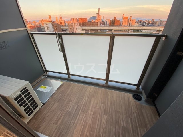 14/27 バルコニー