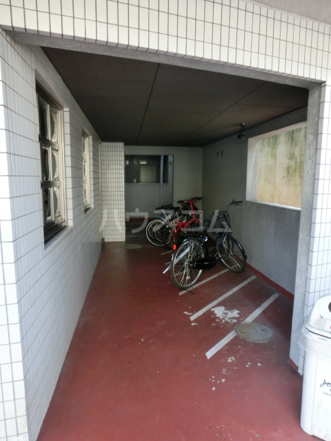 21/30 駐車場