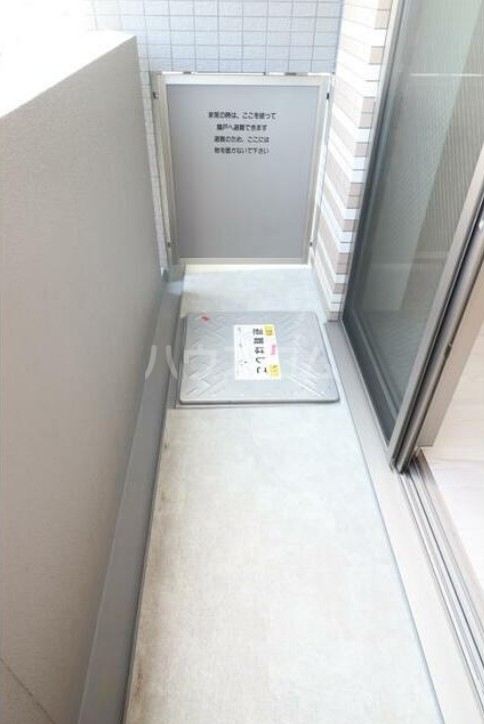 13/20 バルコニー