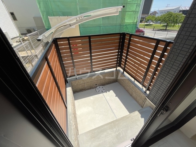 17/30 バルコニー