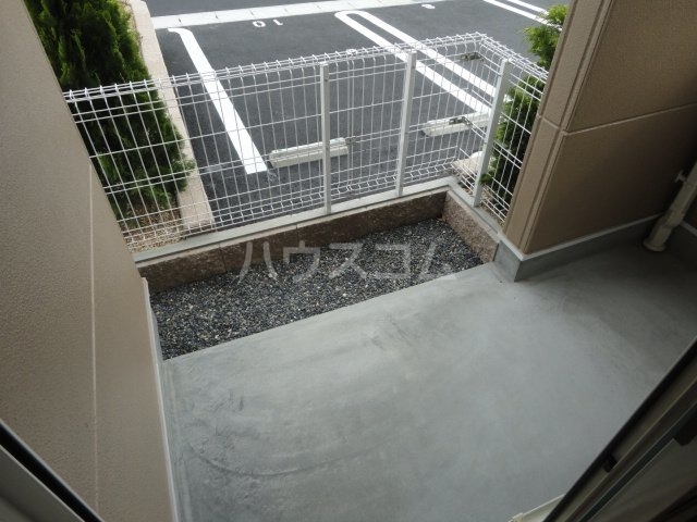 16/23 バルコニー