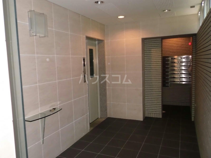 14/24 エントランス