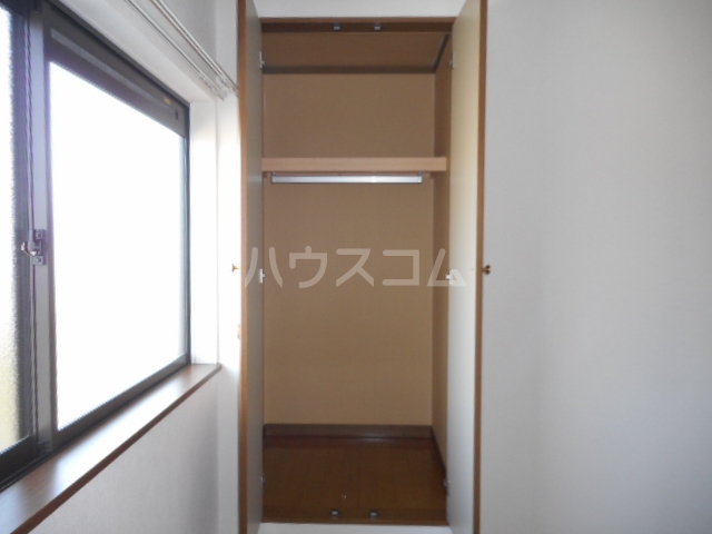 13/30 収納