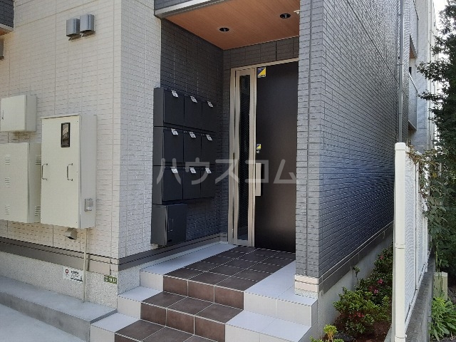 29/30 エントランス