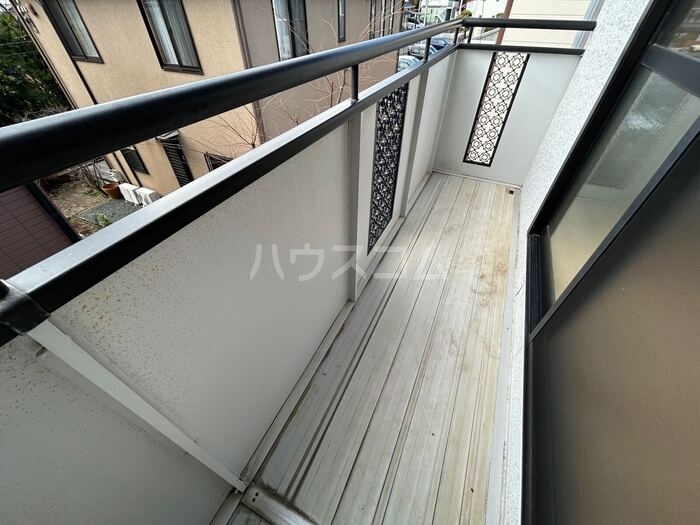 18/26 バルコニー