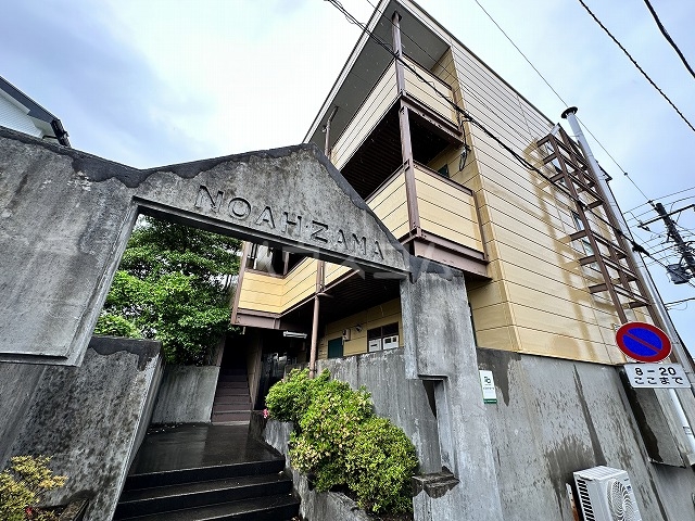 21/24 エントランス