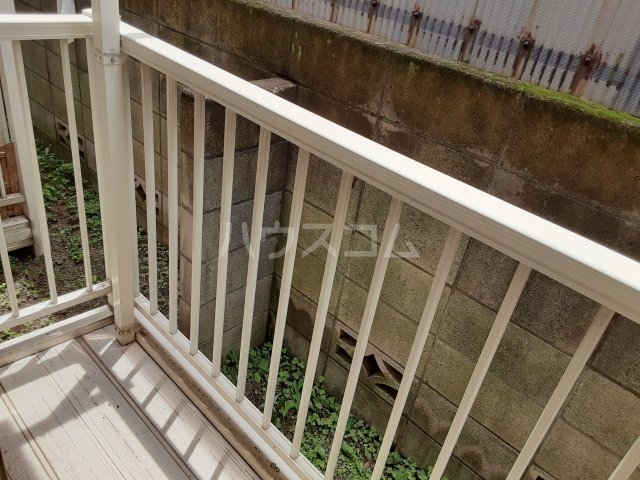 19/28 バルコニー