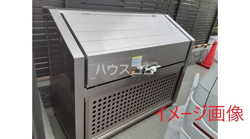 14/15 エントランス