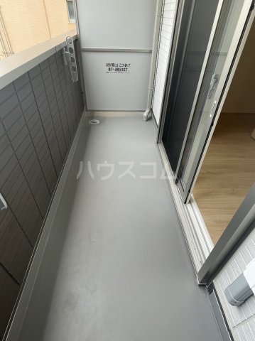 21/30 バルコニー