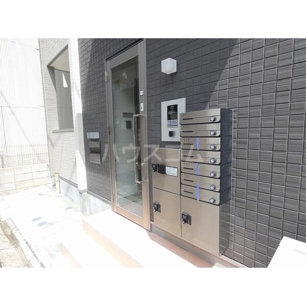 15/20 エントランス