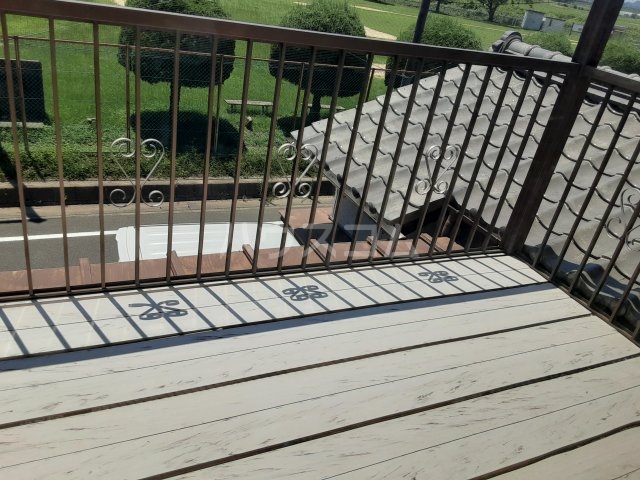 23/30 バルコニー