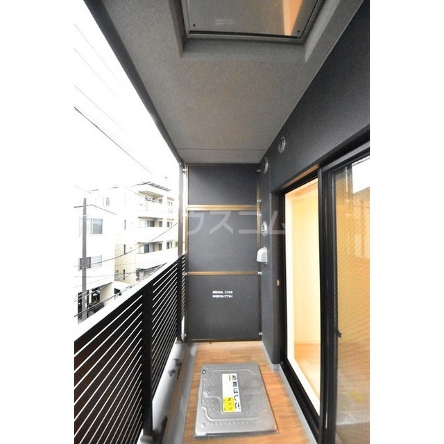 15/20 バルコニー