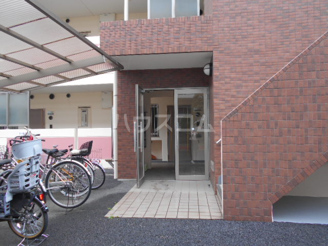 15/25 エントランス