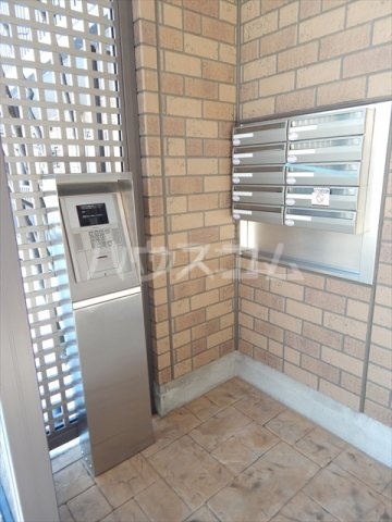 2/10 エントランス