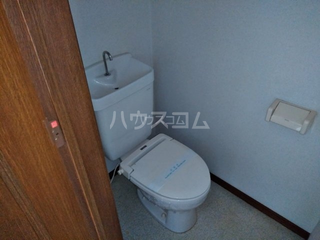 13/30 トイレ