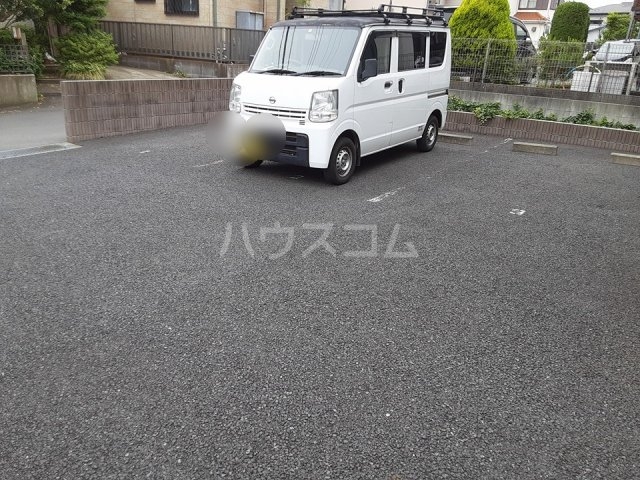 25/30 駐車場
