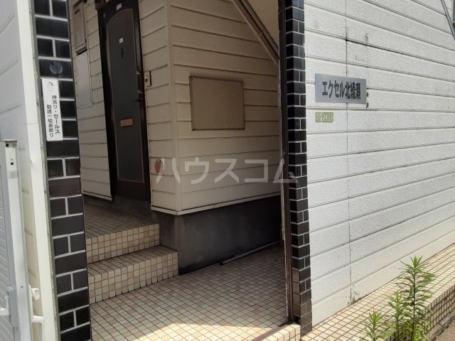 21/25 エントランス