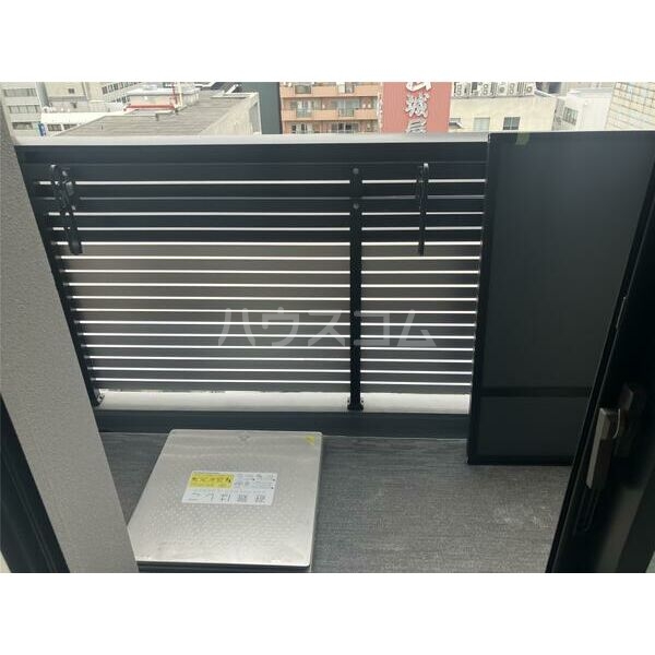 13/26 バルコニー