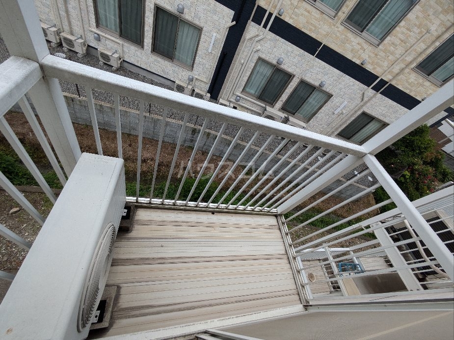 13/28 バルコニー