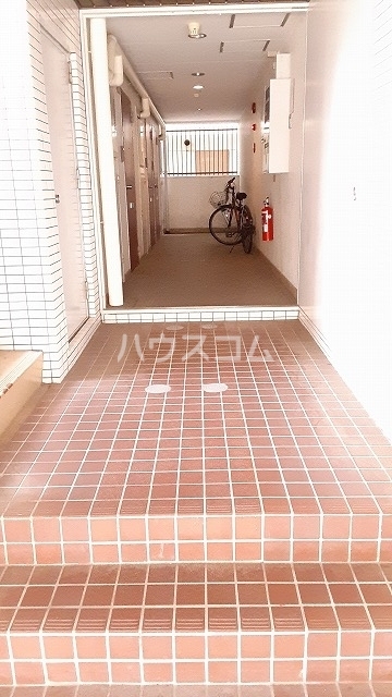 6/25 玄関