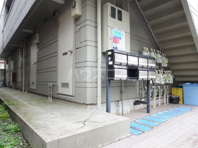 19/22 エントランス