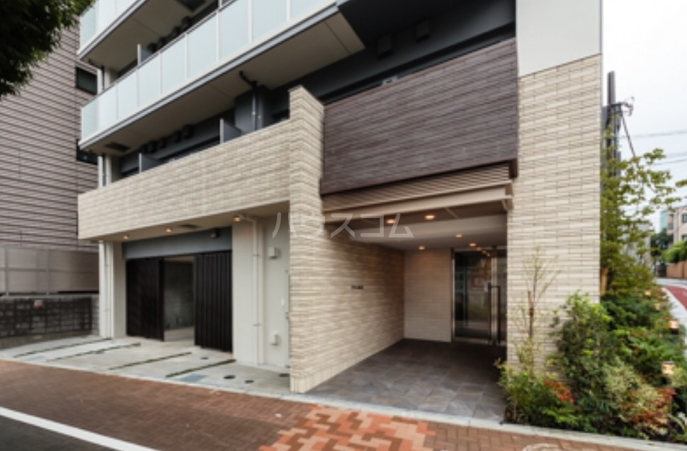 4/4 エントランス