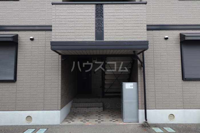 20/22 エントランス