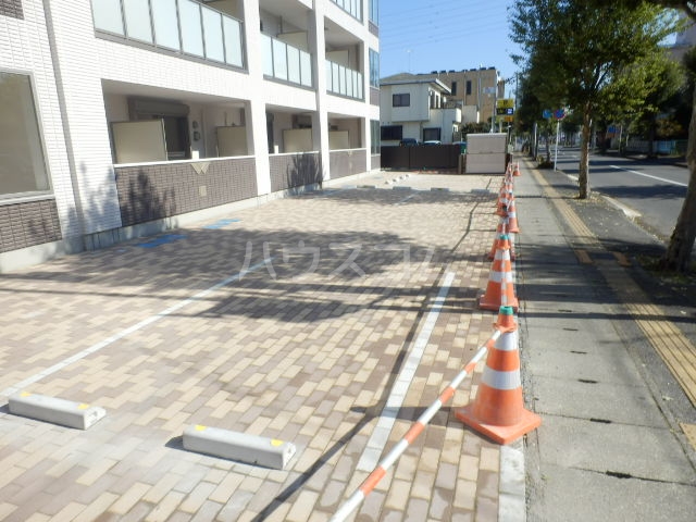 22/30 駐車場