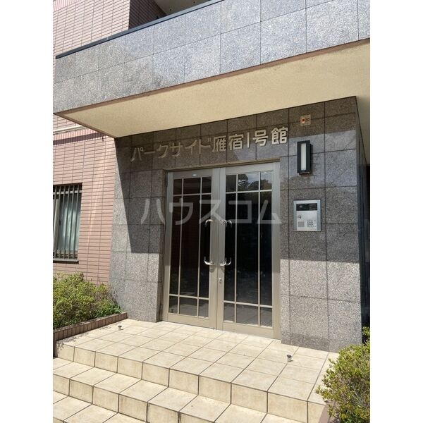 25/30 エントランス