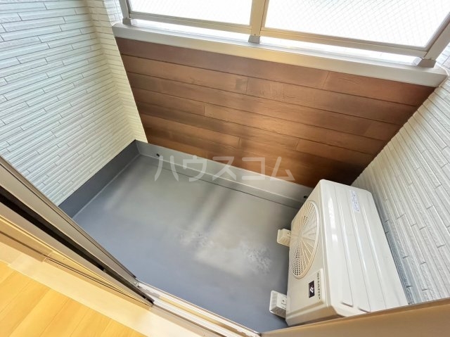 18/26 バルコニー